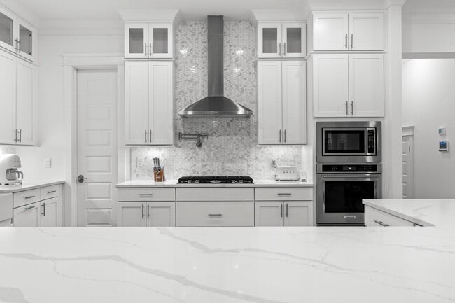 Building Photo - 105 Seaboard Ln