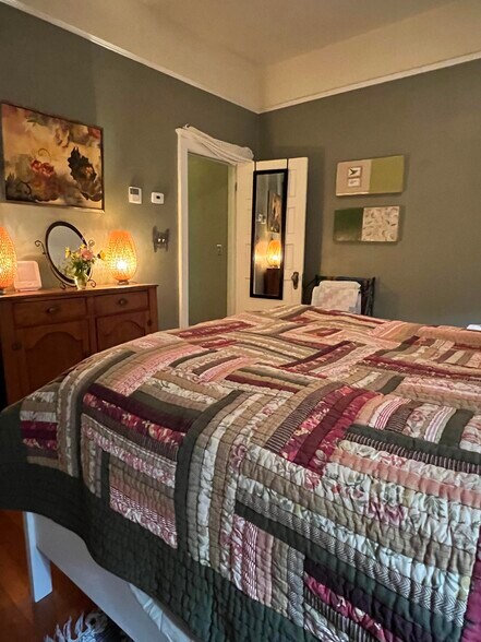 Building Photo - 901 N 3rd Ave