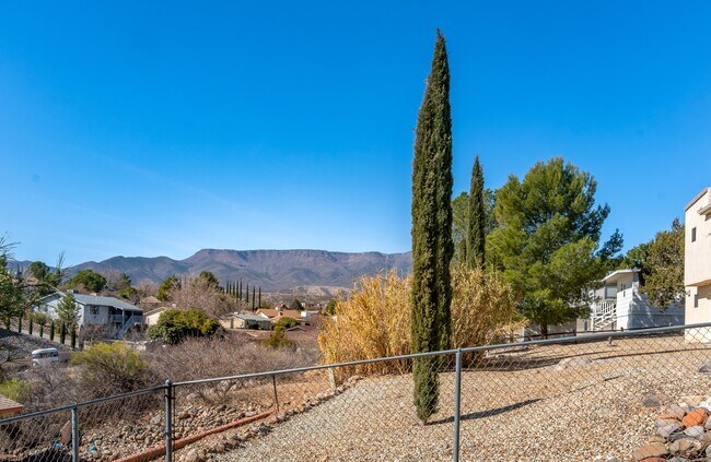 Mingus Mountain views - 887 E Peila Ave