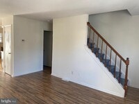 Building Photo - 325 Barley Dr