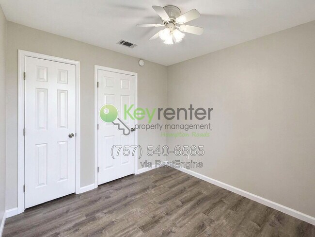 Building Photo - 810 Huntly Dr