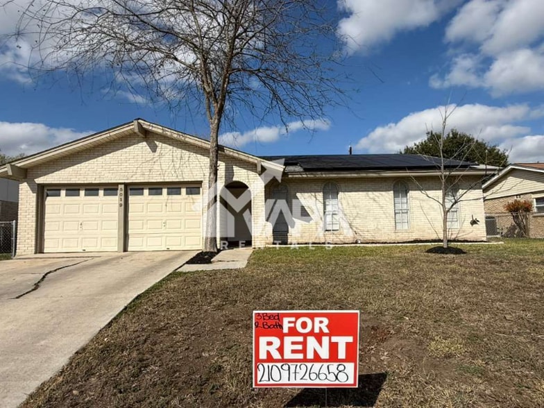 Building Photo - 5019 Starfire St