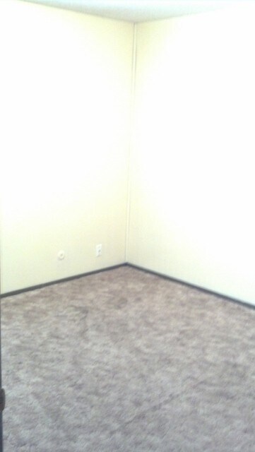 Building Photo - 4836 E Funston St