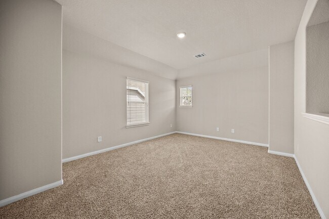 Building Photo - 22011 Grand Majestic Dr