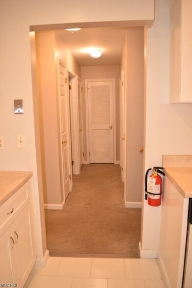 Building Photo - 177 Riveredge Dr