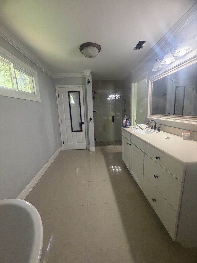 Building Photo - 106 Timber Walk
