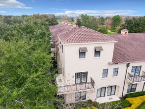 Building Photo - Iconic 2 story corner condo at the Terraces of Celebration. Completely renovated 2 Bedroom, 2 Bat...