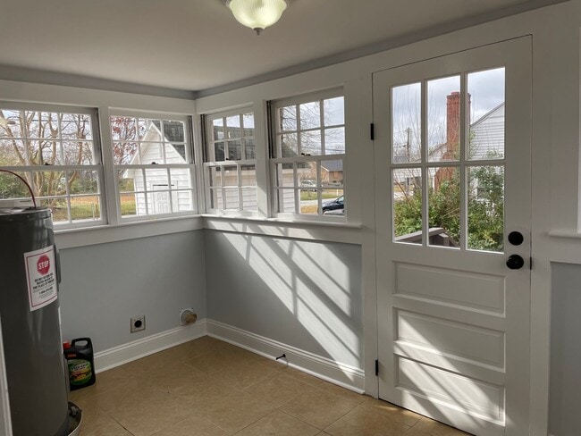 Building Photo - NEWLY RENOVATED 3 BED, 2 BATH STORY HOME IN THOMASVILLE