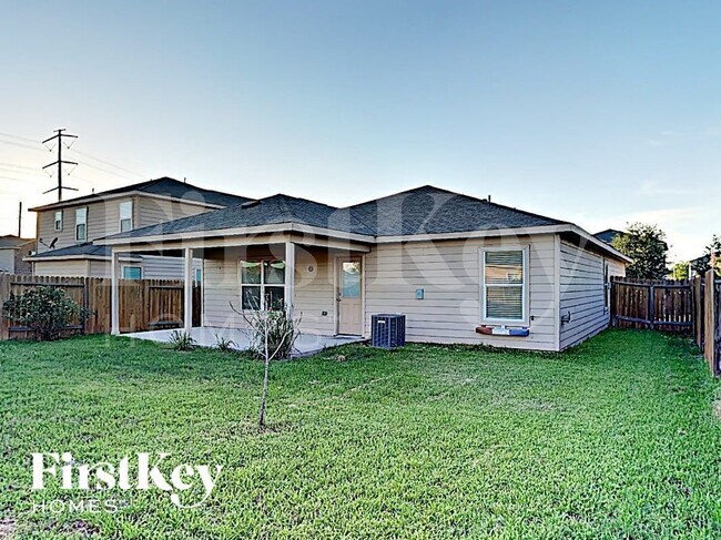 Building Photo - 24543 Eagles Claw Dr