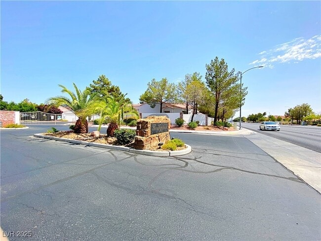 Building Photo - 8766 Beacon Harbor Ave