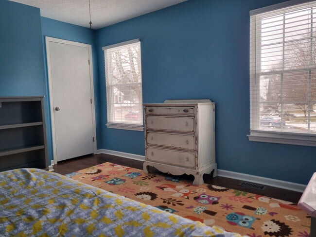 Building Photo - 104 Windsor Ct