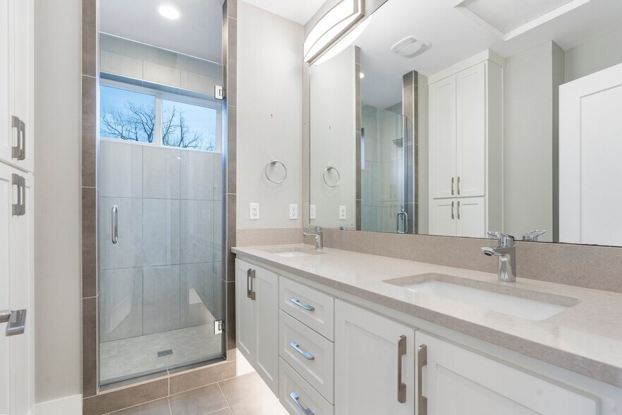 Bathroom 2 with a double vanity. - 2335 NE Couch St