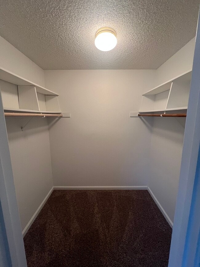 Building Photo - 7956 Orchard Woods Cir