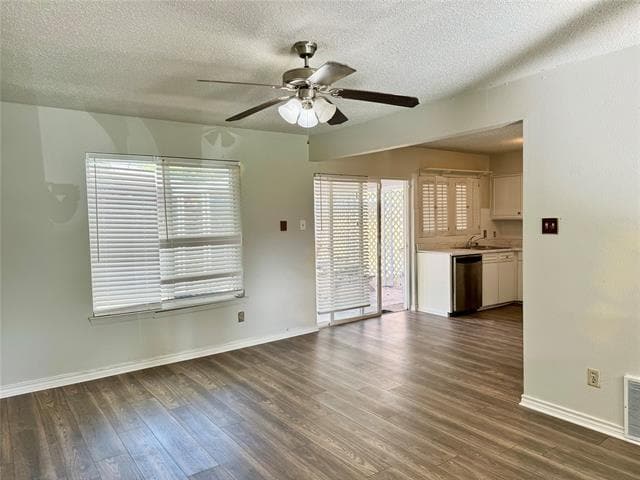 Building Photo - 2509 Willow Ln