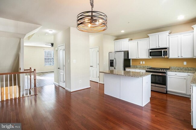 Building Photo - 2885 Falkirk Alley