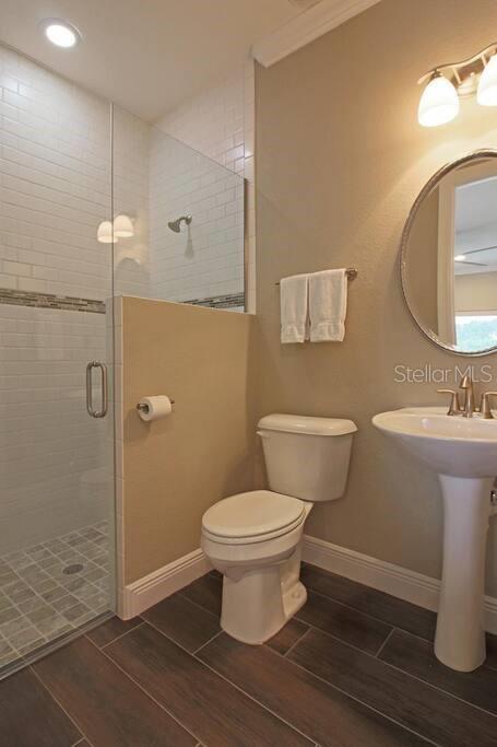 Building Photo - 1125 Rotonda Cir