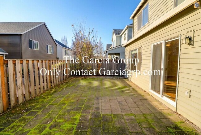 Building Photo - 6034 Northeast Birch Street