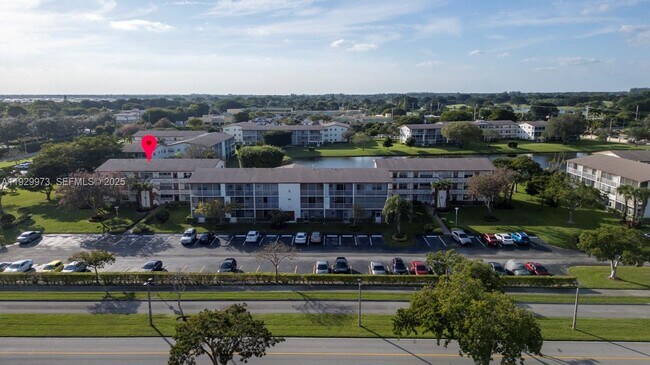 Building Photo - 130 Brighton Dr