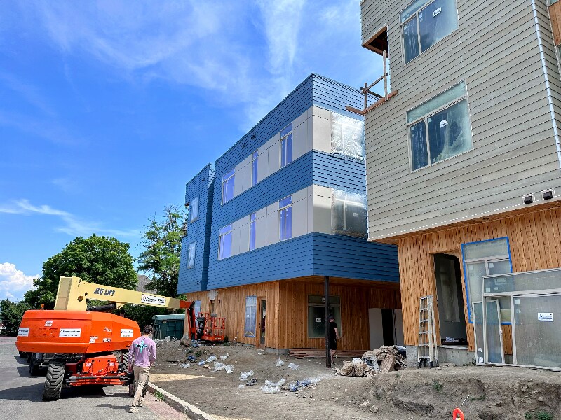 Building Photo - 605 S Adams St