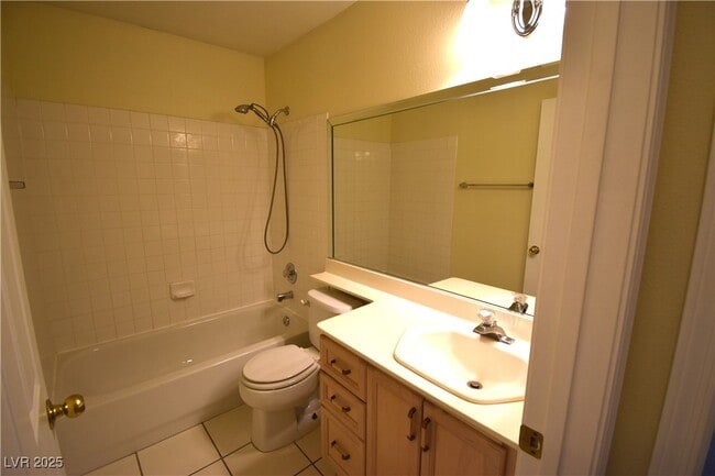 Building Photo - 3305 Tuscany Village Dr