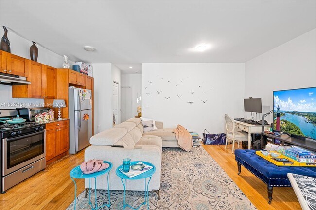 Building Photo - 7950 Tatum Waterway Dr