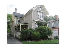 Building Photo - 256 Bryant St