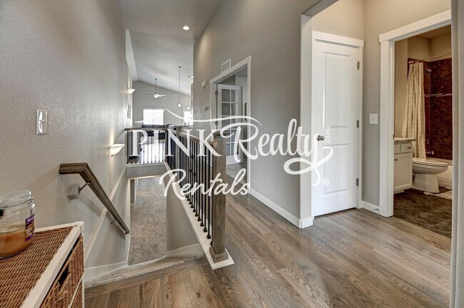 Building Photo - 1407 Grand Overlook St