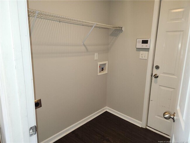 Building Photo - 2148 Yellowbrick Rd