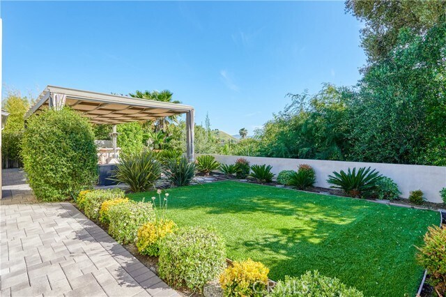 Building Photo - 6550 Smoke Tree Ave