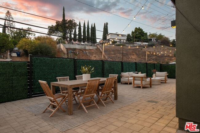 Building Photo - 4205 Blanchard St