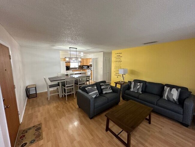 Building Photo - Welcome to this enchanting fully furnished 2-bedroom, 2-bathroom Condo