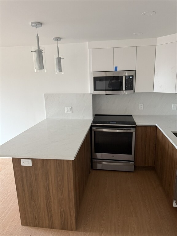 Building Photo - 1243 Beacon St