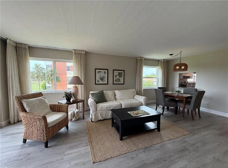 Primary Photo - 190 Pebble Beach Blvd