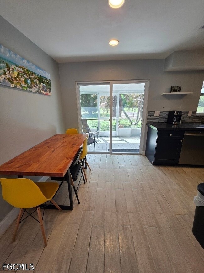 Building Photo - 311 Schoolside Dr