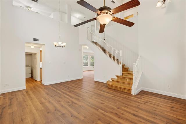 Building Photo - 3100 Verbena Dr