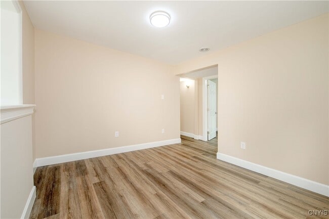 Building Photo - 141 Engles Rd