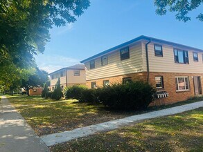 Building Photo - Pine Point Apartments – In the Heart of Waukesha