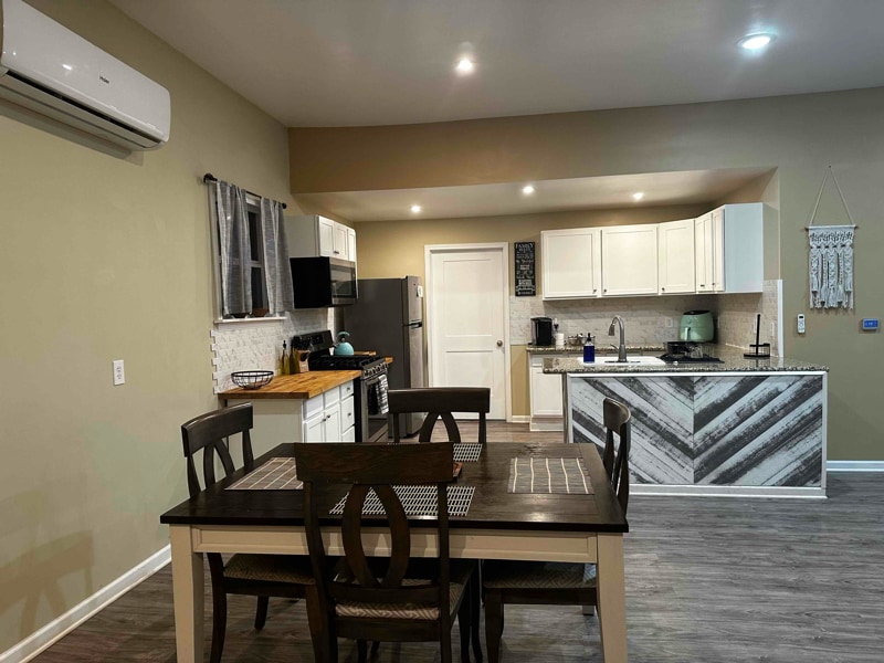 Building Photo - 578 Tuscarora Rd