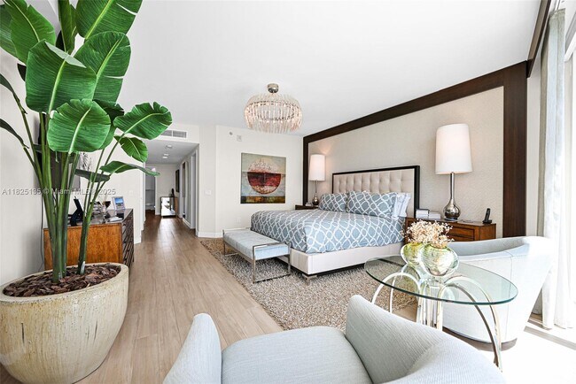 Building Photo - 2711 S Ocean Dr