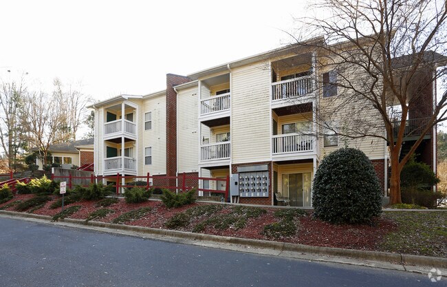 Building Photo - Trinity Ridge