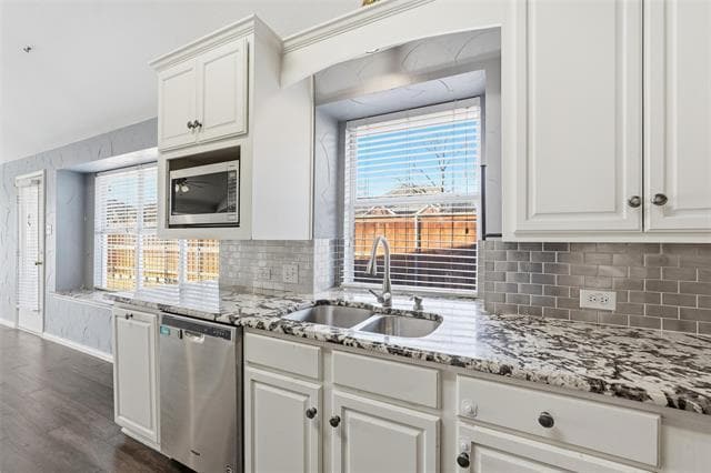 Building Photo - 3032 Mill Ridge Dr