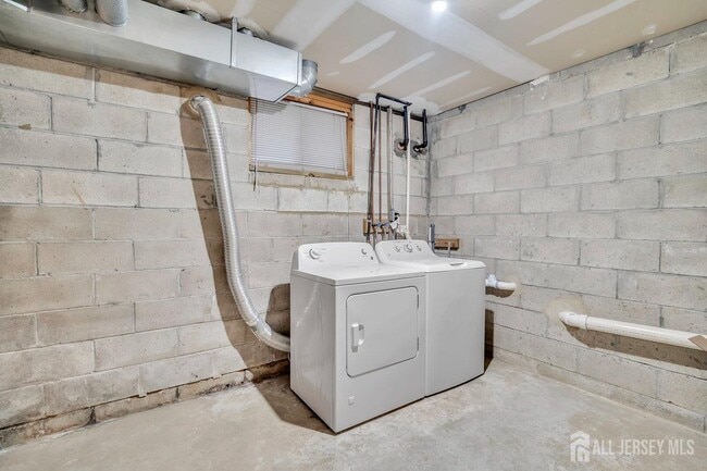Building Photo - 4517 Birchwood Ct