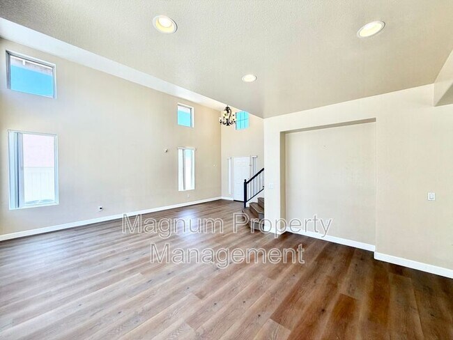 Building Photo - 31579 Via San Carlos