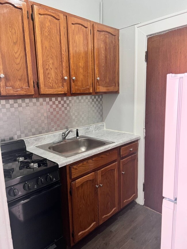 Building Photo - 132 Jay St