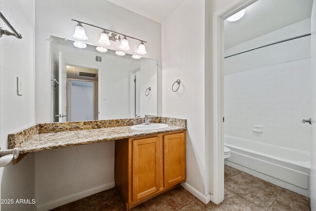 Building Photo - 5995 N 78th St