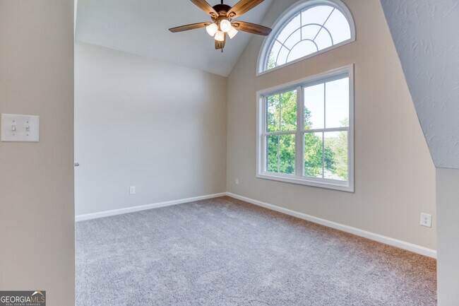 Building Photo - 4085 Fawn Valley Dr
