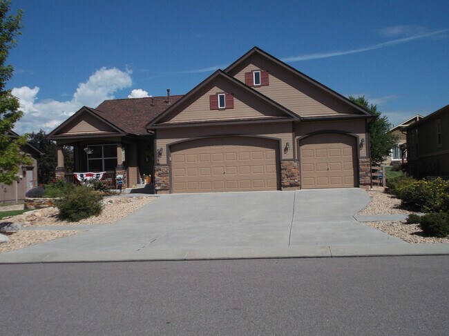 Building Photo - 5922 Wolf Village Dr