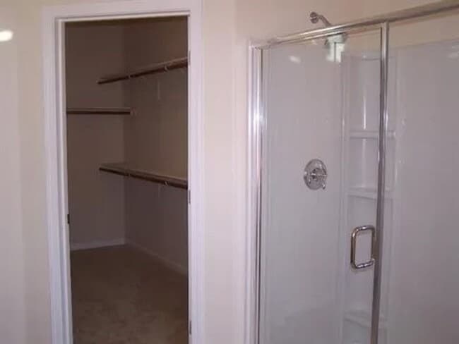 Building Photo - 2092 Moss Glen Loop