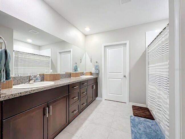 Building Photo - 11116 Sage Canyon Dr.