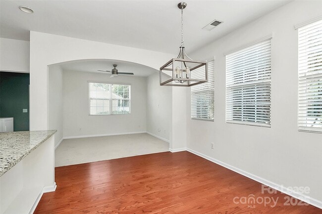 Building Photo - 10027 Juniper Trace Drive